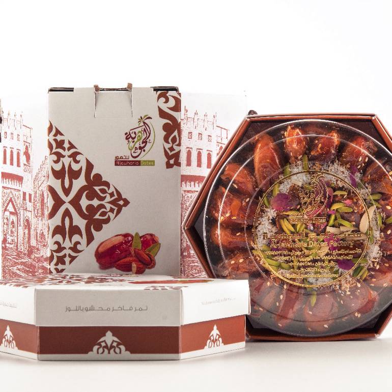 تمر فاخر محشي باللوز ( حقيبة ) سداسي